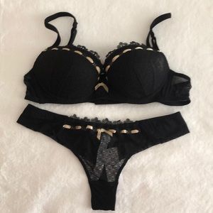 Victoria’s Secret Intimissimi Bra and Panty Set